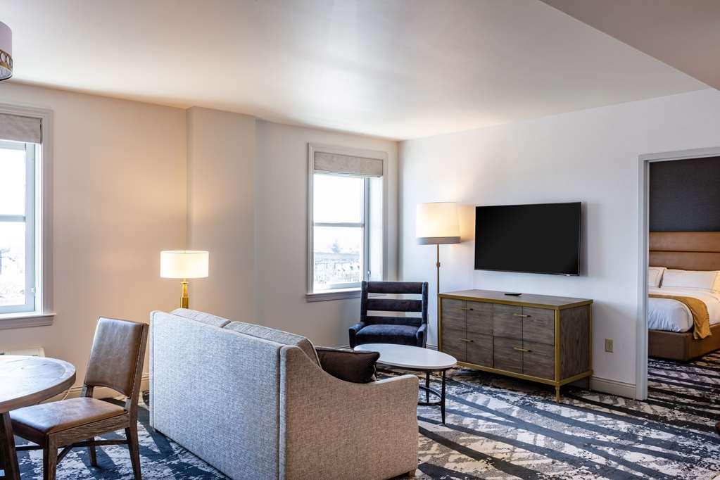 The Yorktowne Hotel, Tapestry Collection By Hilton Номер фото