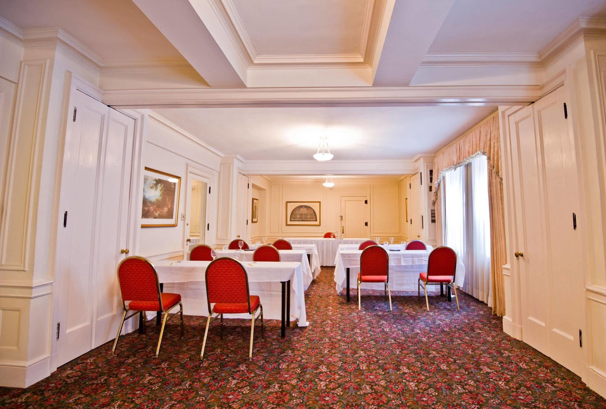 The Yorktowne Hotel, Tapestry Collection By Hilton Экстерьер фото